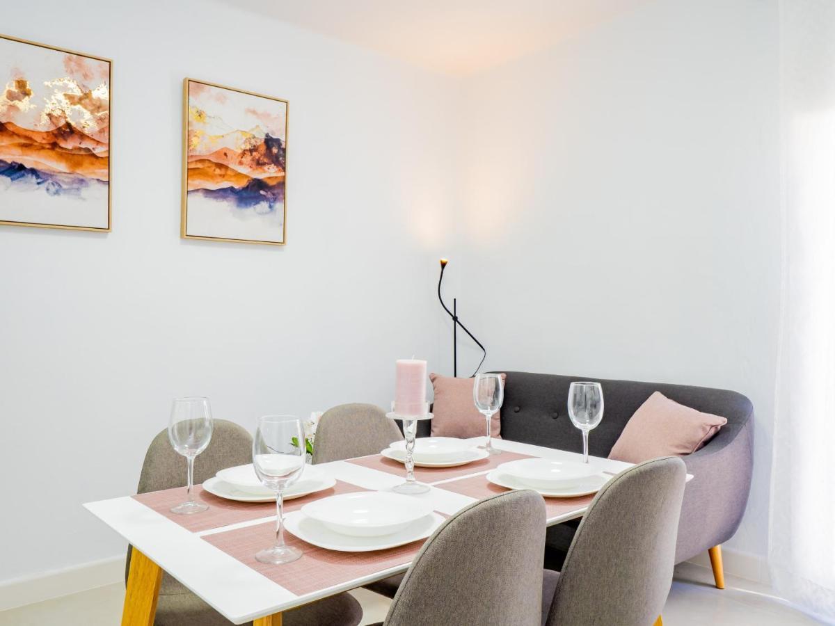 Cubo'S Urban Miranda Apartment การ์ตามา ภายนอก รูปภาพ